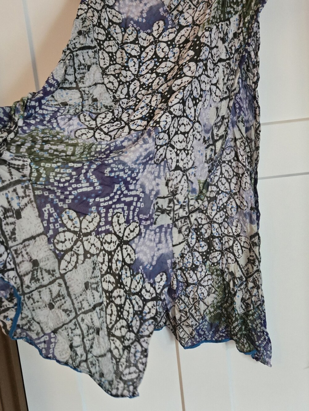 Cabi Patterned Scarf - Picture 3 of 4